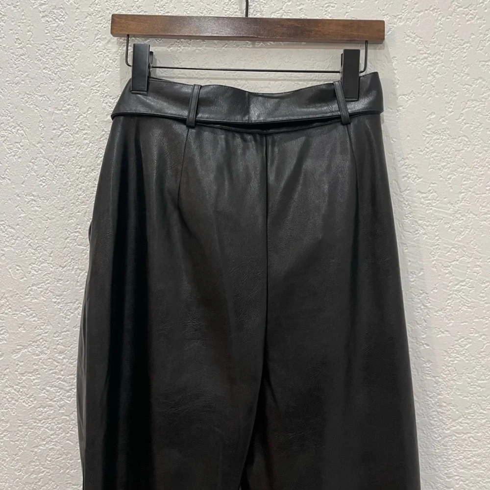 NWT TWD BAKER FAUX LEATHER PANTS - Picture 5 of 10